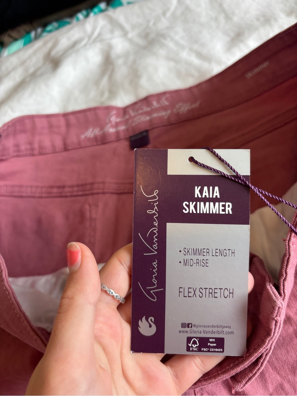 5/$25 💐 | NWT!!! | gloria vanderbilt shorts - Picture 4 of 7
